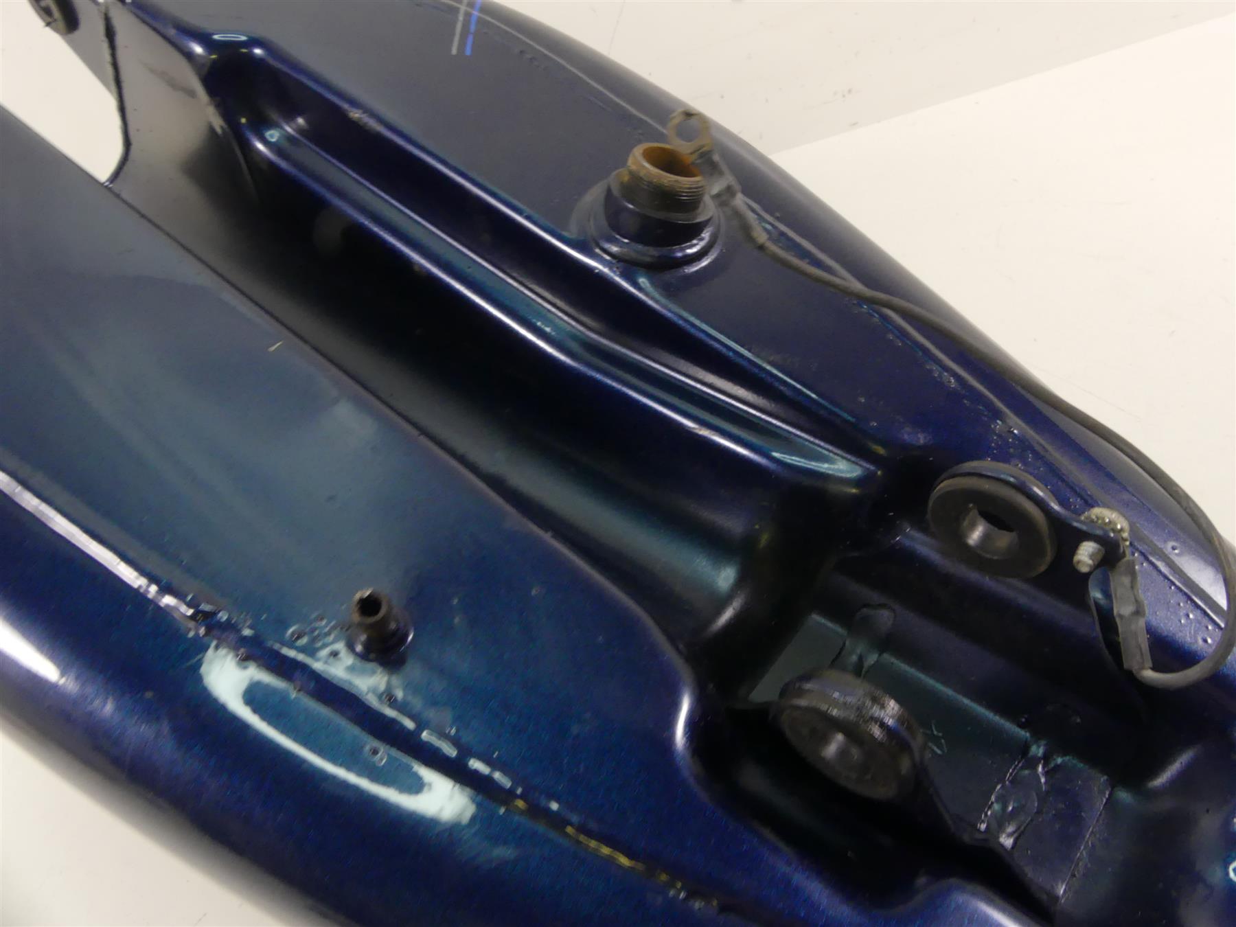 2001 Harley Davidson XL1200 Sportster Fuel Gas Petrol Tank - Dent 61348-98A {{ shop.shopifyCountryName }} - Mototech271