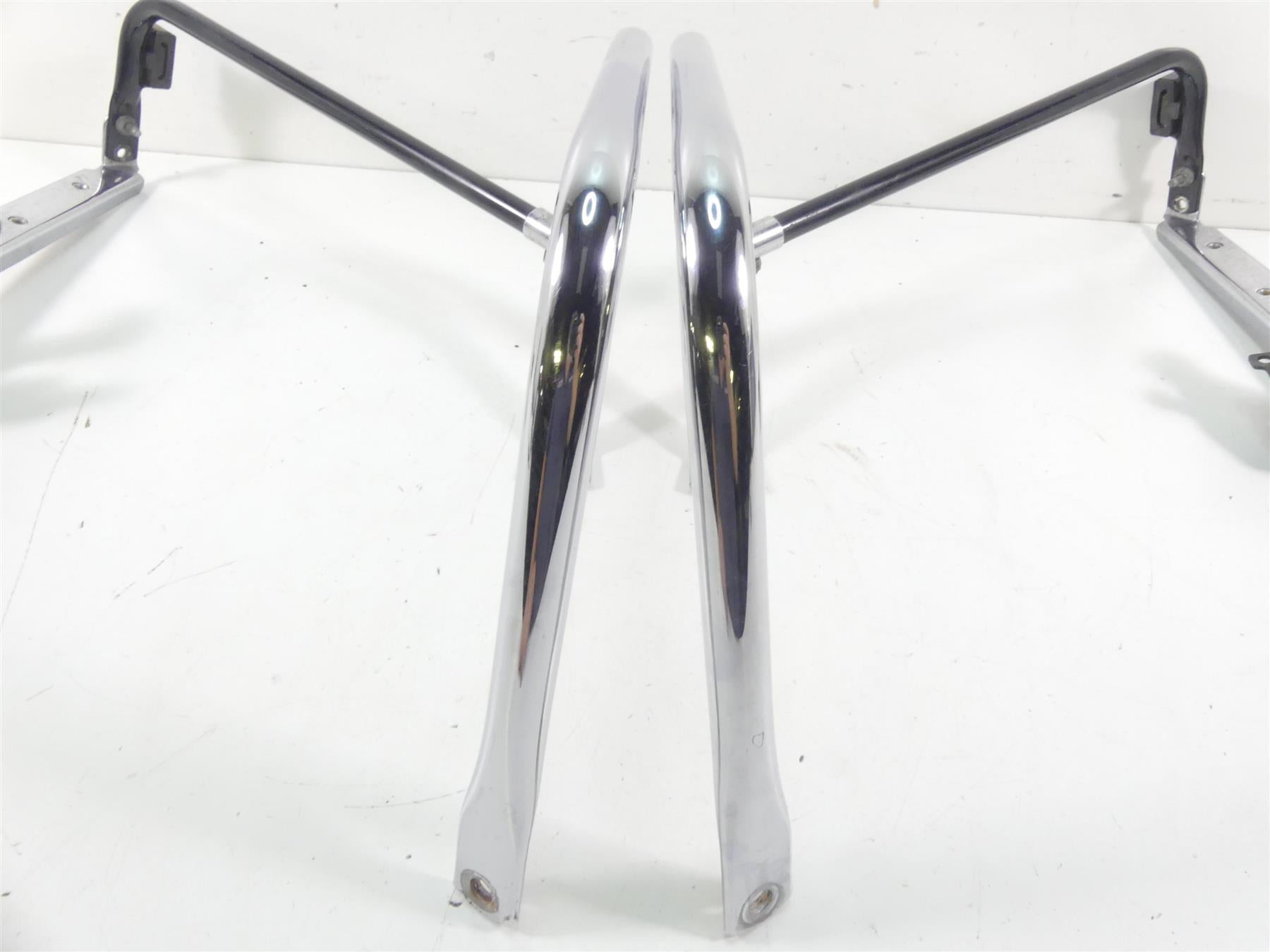 2002 Harley Touring FLHRCI Road King Chrome Saddlebag Guards 49201-97 49205-97 {{ shop.shopifyCountryName }} - Mototech271