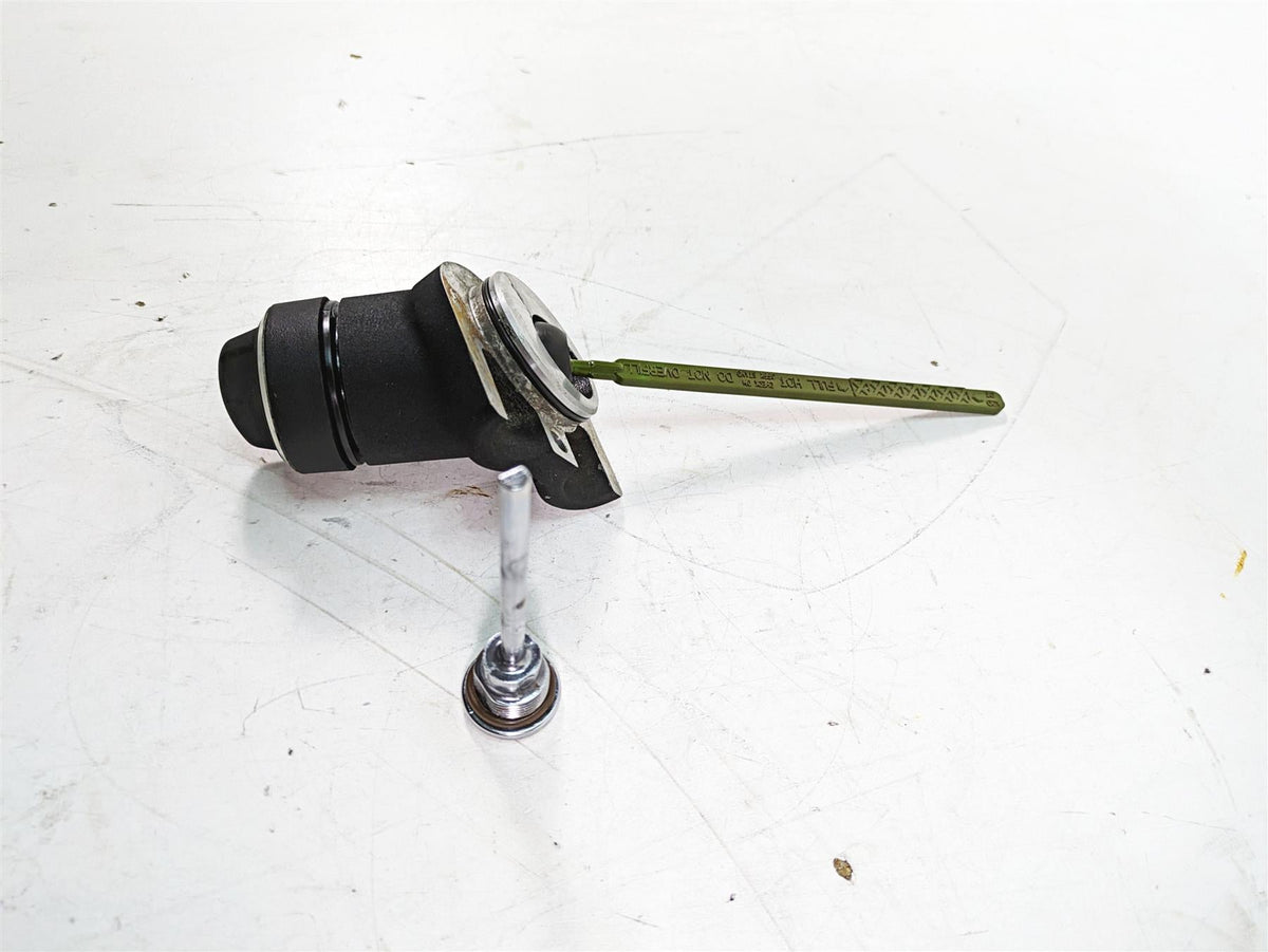2015 Harley FXDL Dyna Low Rider Oil Dip Stick Spout Set 62700001 62457-06 {{ shop.shopifyCountryName }} - Mototech271