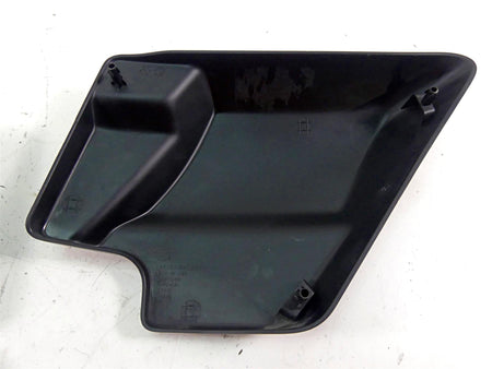 2011 Harley Touring FLTRX Road Glide Side Cover Fairing Set 66048-09A 66250-09 {{ shop.shopifyCountryName }} - Mototech271
