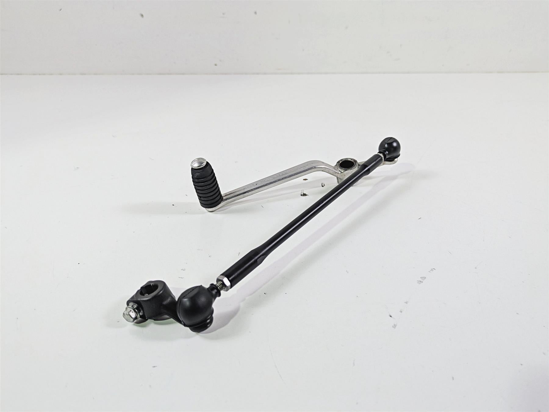 2014 Yamaha YZFR1 R1 RN22 Shifter Shift Pedal & Linkage 14B-18110-00-00 {{ shop.shopifyCountryName }} - Mototech271