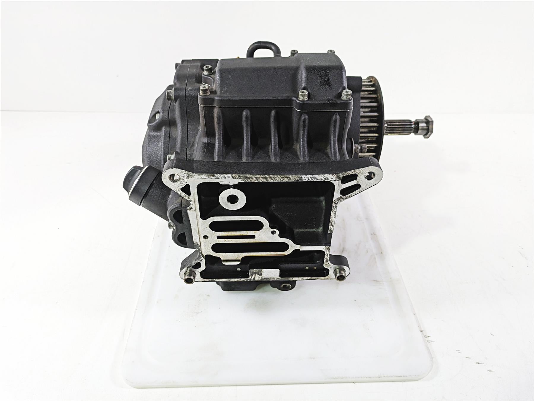 2017 Harley Dyna FXDB Street Bob Transmission Gear Box 6 Speed 25K 33083-10A {{ shop.shopifyCountryName }} - Mototech271