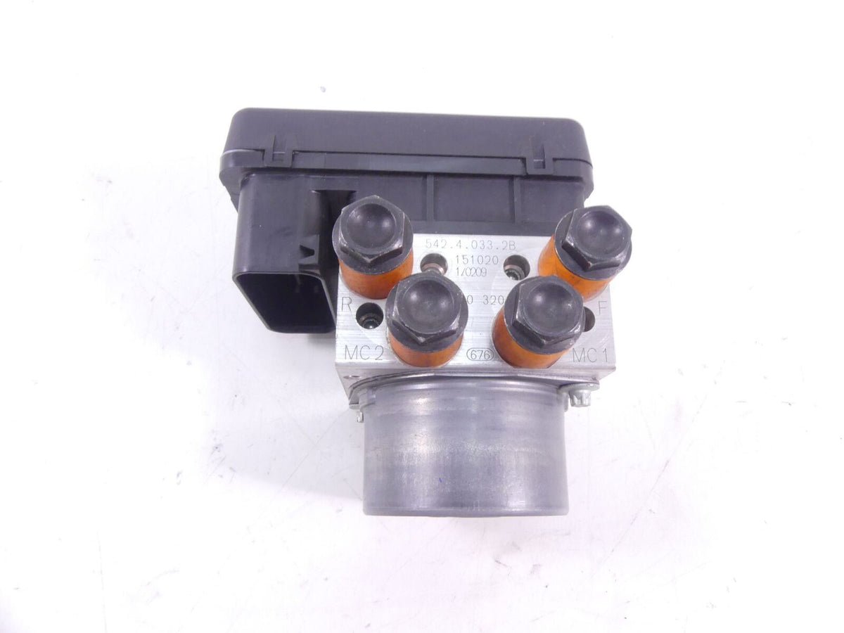 2016 Ducati Hypermotard 939SP Abs Brake Pump Module 54240332B {{ shop.shopifyCountryName }} - Mototech271