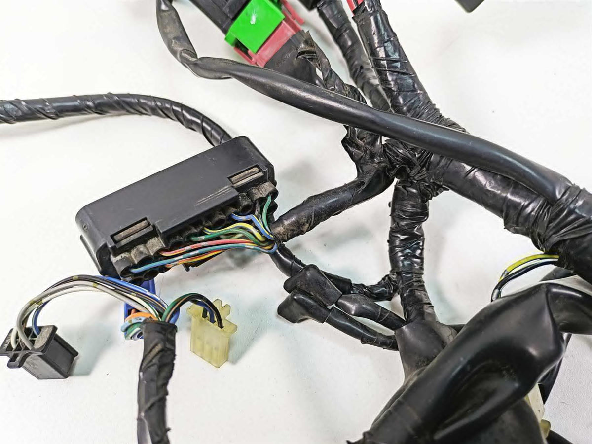 2006 Honda V-Twin VTX1300 R Main Wiring Harness Loom - No Cuts 32100-MEA-A00 {{ shop.shopifyCountryName }} - Mototech271