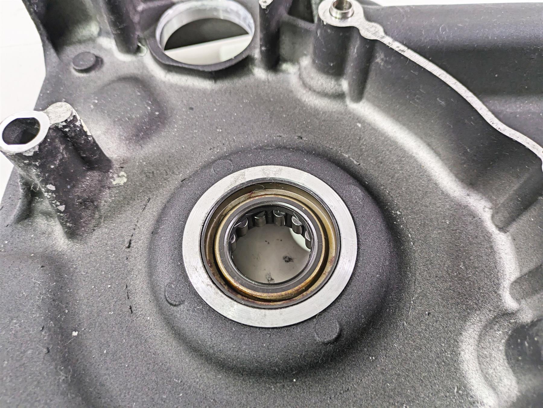 2007 Harley FXDWG Dyna Wide Glide Inner Primary Drive Clutch Cover 60681-06A {{ shop.shopifyCountryName }} - Mototech271