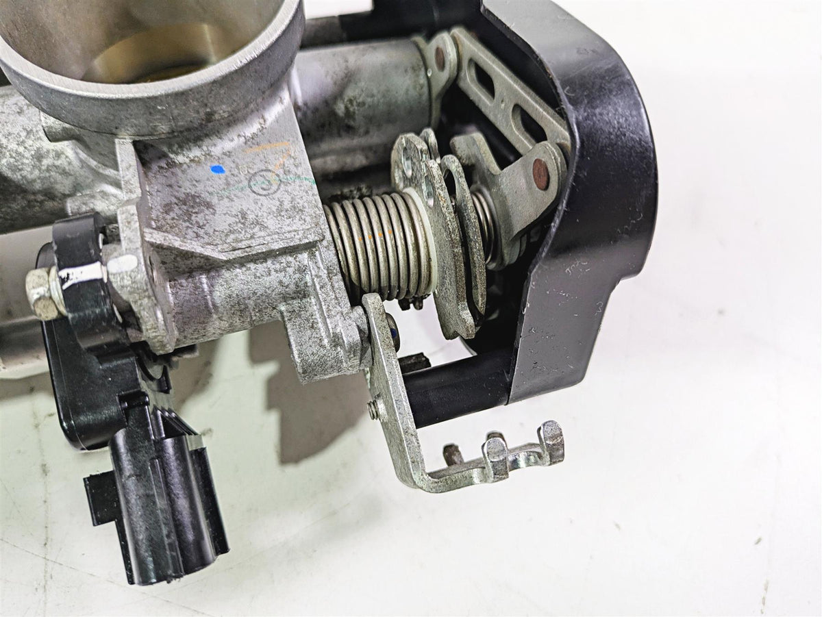 2012 Yamaha XT1200 Super Tenere Throttle Body Bodies 23P-13750-00-00 {{ shop.shopifyCountryName }} - Mototech271