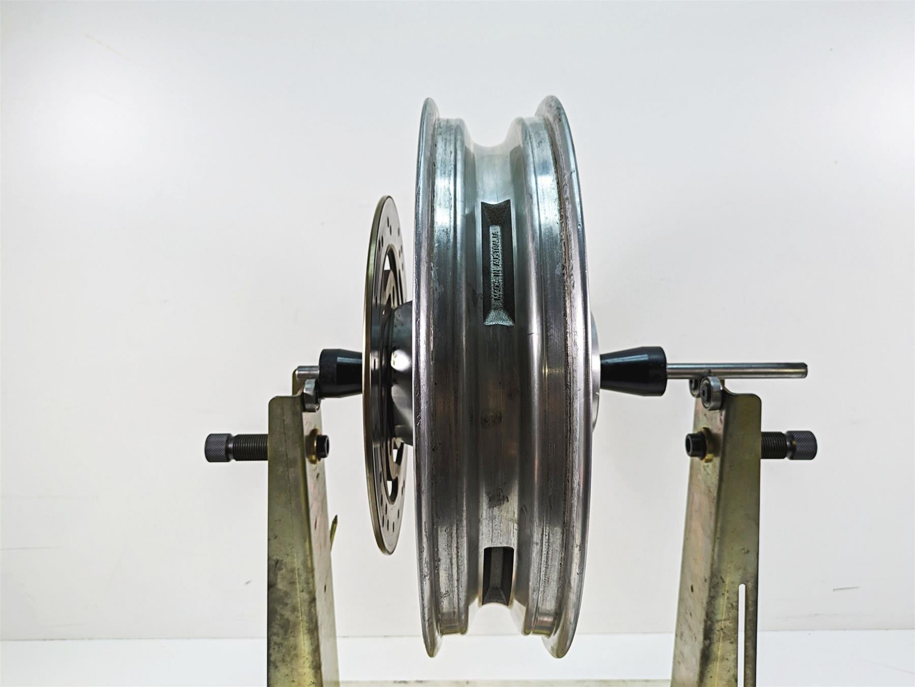 2006 Harley Touring FLHXI Street Glide 16x3 Cast Rear Wheel Rim 41288-06A {{ shop.shopifyCountryName }} - Mototech271
