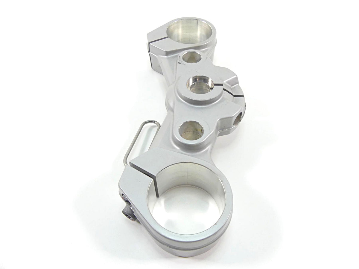 2013 BMW F800GS STD K72 Upper Triple Tree Steering Clamp 7698391 31427715420 {{ shop.shopifyCountryName }} - Mototech271