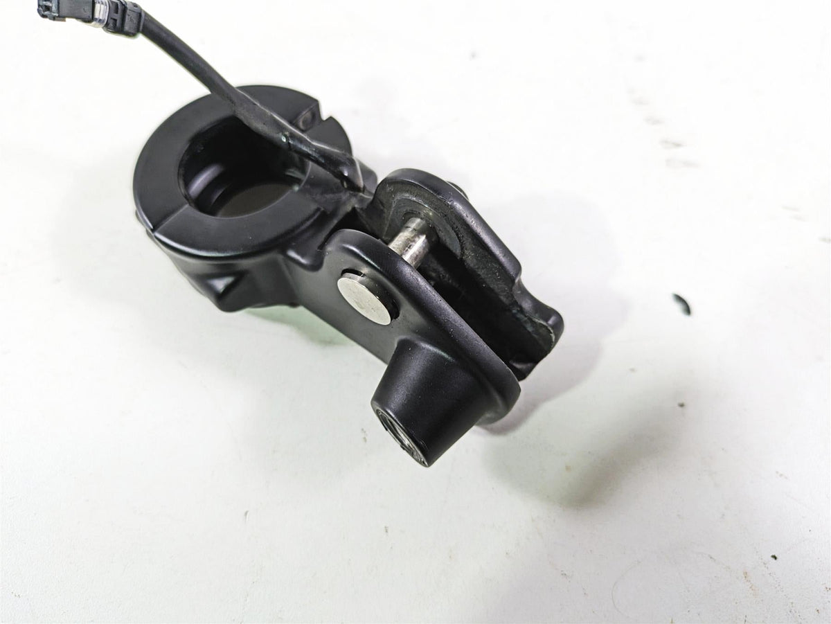 2018 Indian Chieftain Dark Horse Clutch Perch & Safety Switch 1323459 1327351 {{ shop.shopifyCountryName }} - Mototech271
