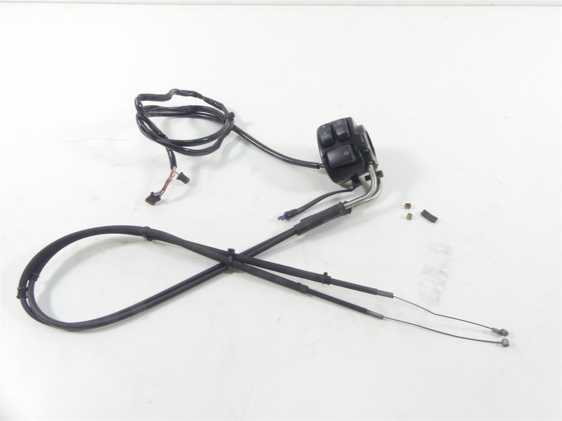 2013 Harley FXDWG Dyna Wide Glide Right Hand Control Switch -Read 71500068 {{ shop.shopifyCountryName }} - Mototech271