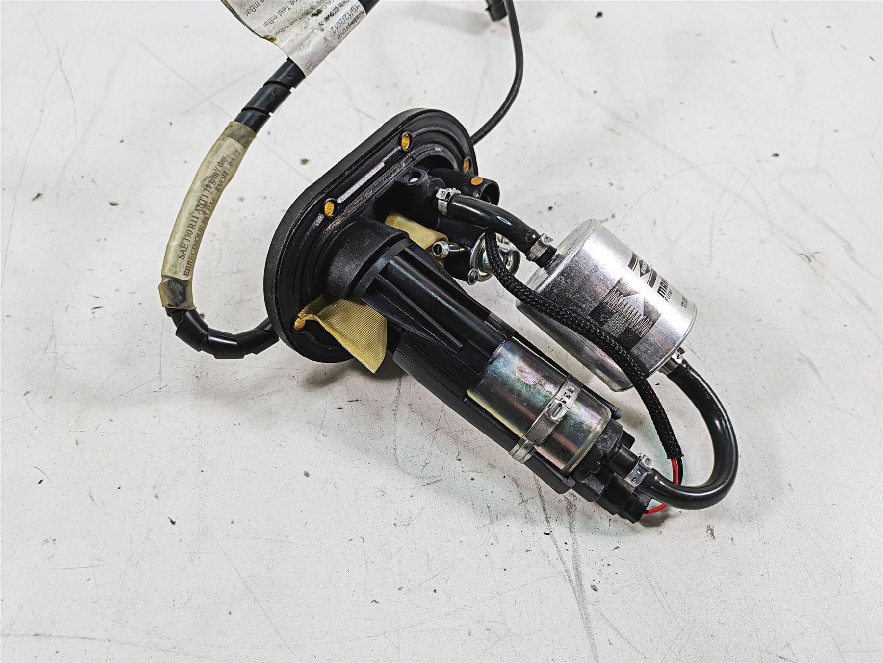 2014 Moto Guzzi California 1400 T Fuel Gas Petrol Pump - Tested B063104 {{ shop.shopifyCountryName }} - Mototech271