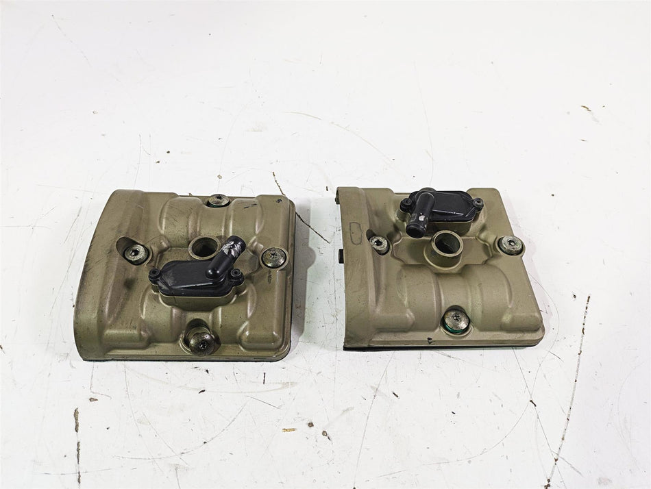 2017 Ducati Monster 1200 S Cylinder Head Valve Cover Top 24734141A {{ shop.shopifyCountryName }} - Mototech271