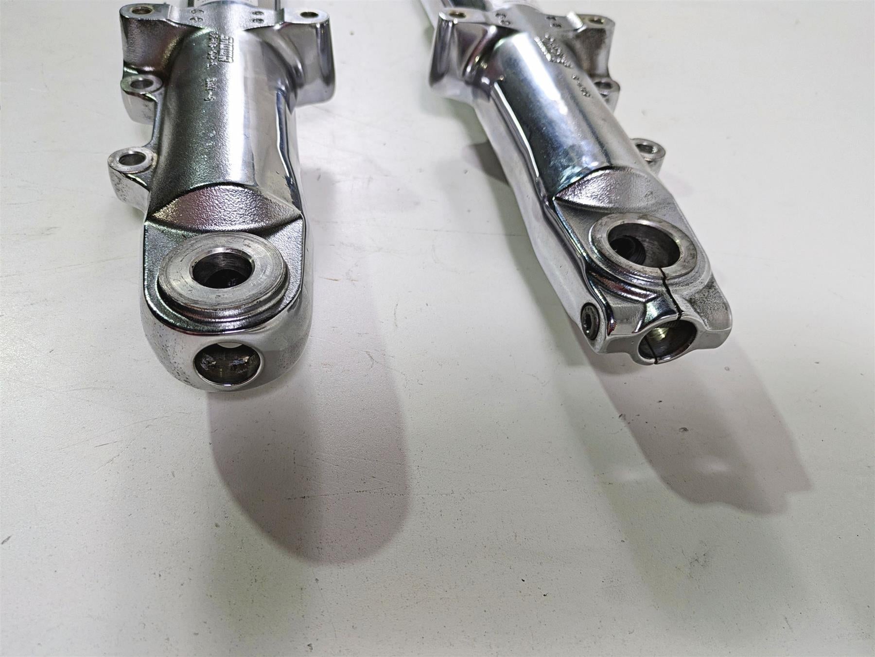 2017 Harley Touring FLHTKSE CVO E-Glide Chrome Front Forks 49Mm 45400162 {{ shop.shopifyCountryName }} - Mototech271
