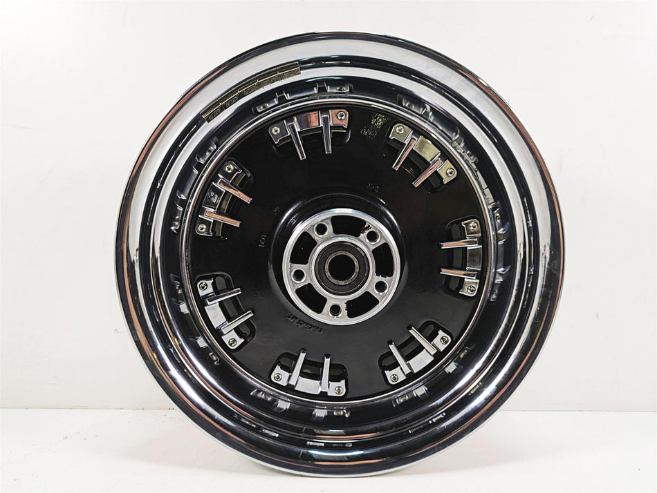 2009 Harley Dyna FXDFSE CVO Fat Bob 16x5 Rear Wheel Fang Contrast Crm 43268-09 {{ shop.shopifyCountryName }} - Mototech271