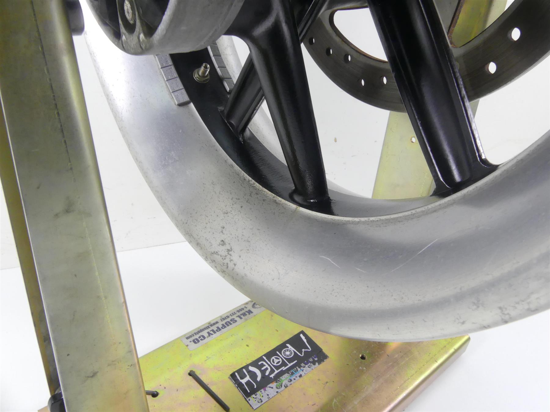 2006 Harley VRSCD Night Rod Straight 18x5.5 Rear 10-Spoke Wheel Rim 41303-06 {{ shop.shopifyCountryName }} - Mototech271