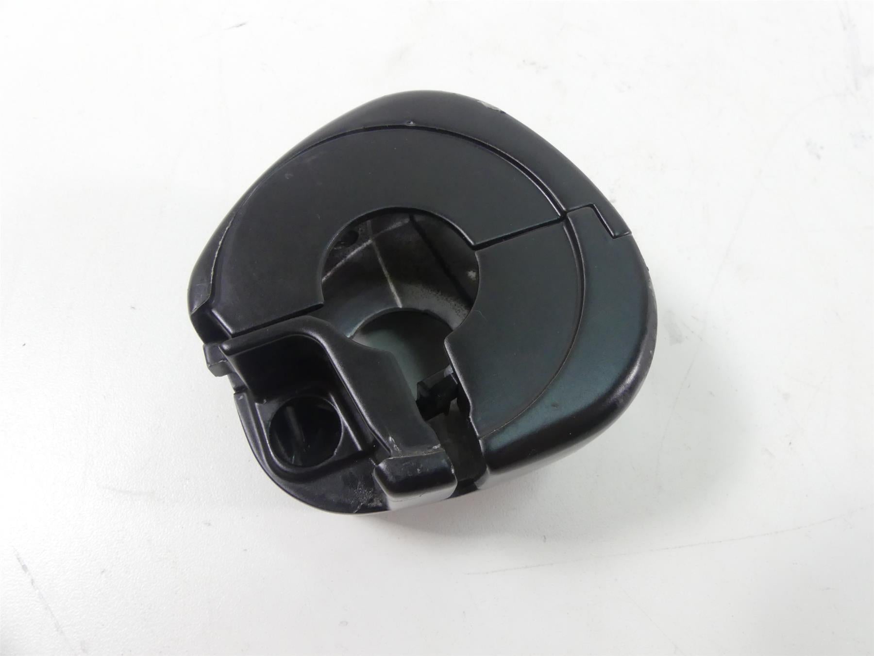 2016 Harley FXDLS Dyna Low Rider Right Hand Control Switch Housing 72921-11 {{ shop.shopifyCountryName }} - Mototech271