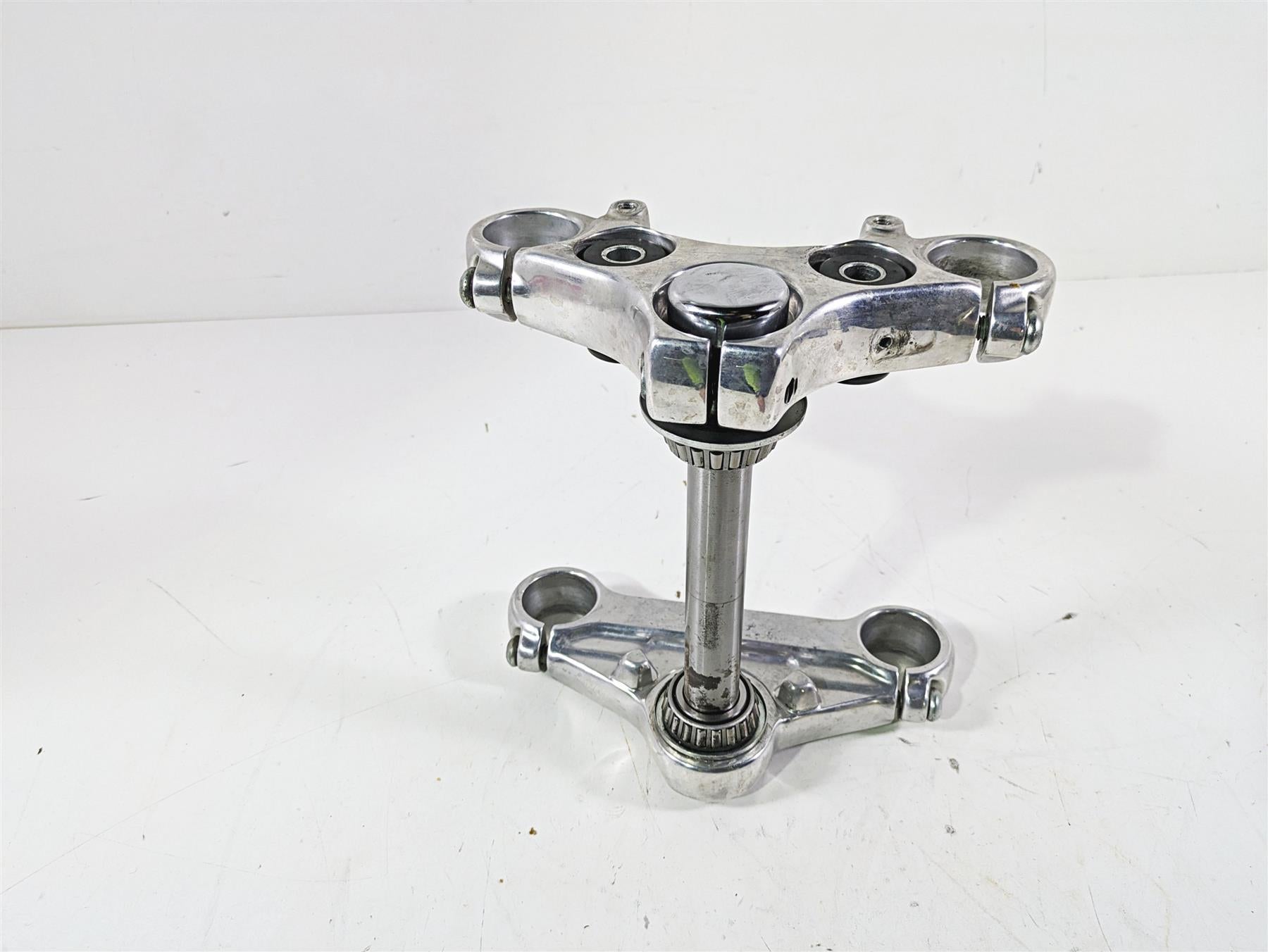 2003 Harley Dyna FXDL Low Rider 100TH Upper Lower Triple Tree Set 47668-90B {{ shop.shopifyCountryName }} - Mototech271