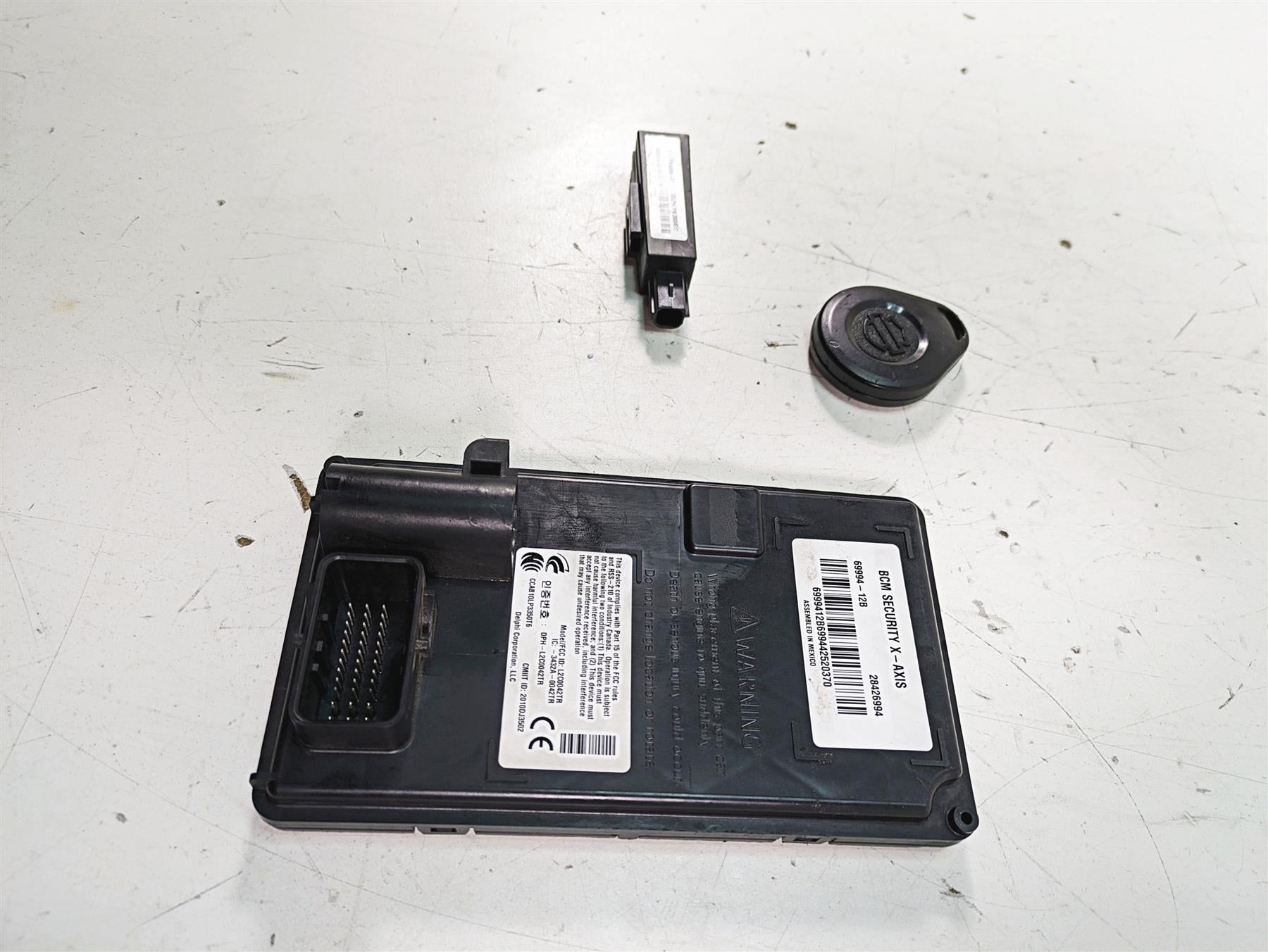 2015 Harley Touring FLHXS Street Glide Bcm Body Control Module + Fob 69994-12B {{ shop.shopifyCountryName }} - Mototech271