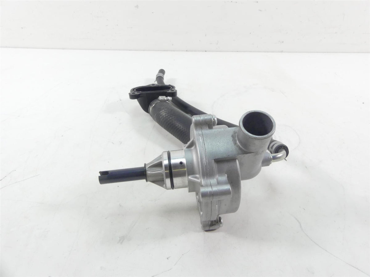 2020 Suzuki GSX1300 R Hayabusa Water Pump + Hoses Set 17400-24F10 {{ shop.shopifyCountryName }} - Mototech271