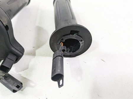 2015 BMW R1200GS Adv K51 Left Right Heated Hand Grip Set Cruise 61318552120 {{ shop.shopifyCountryName }} - Mototech271
