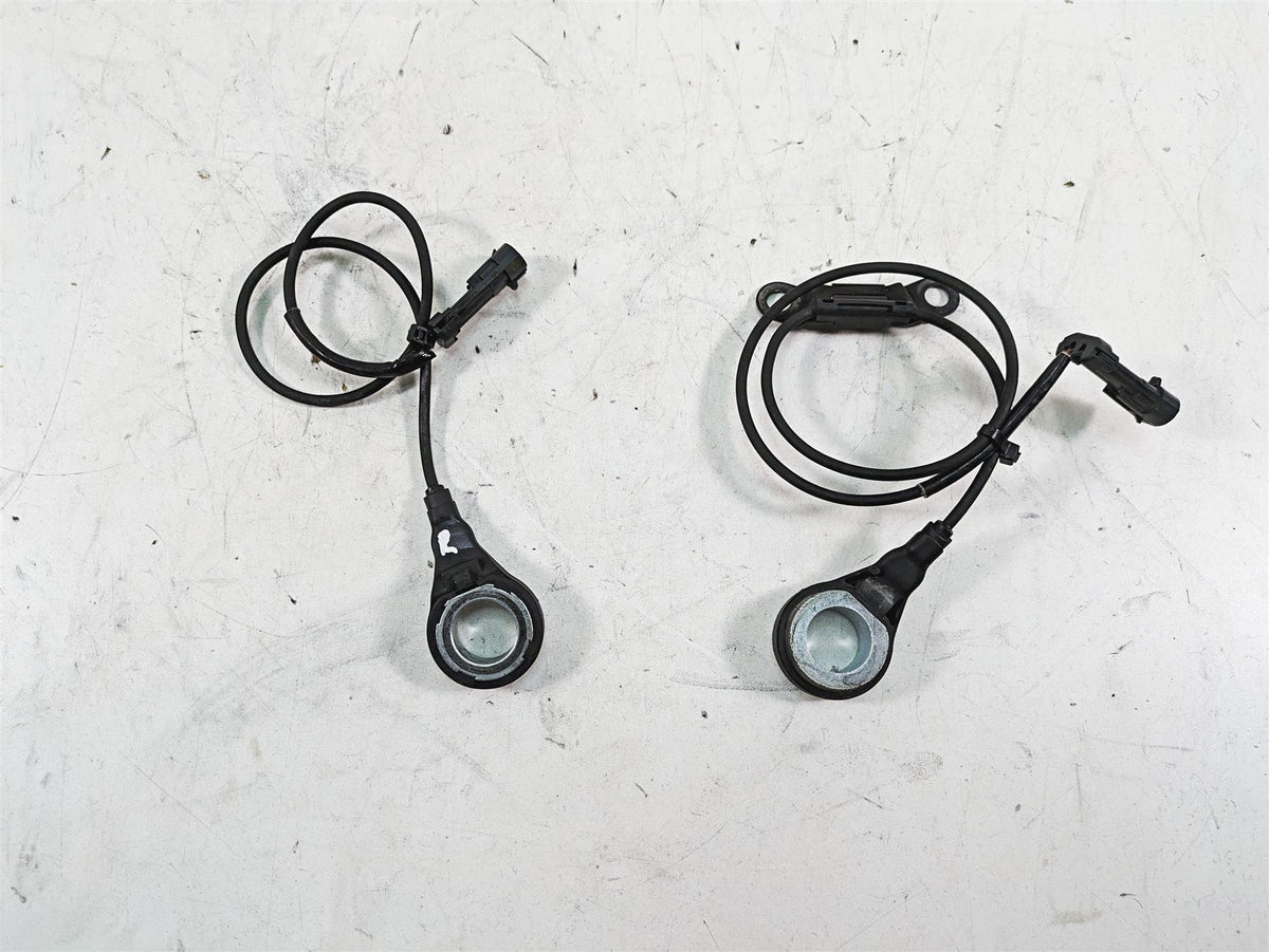 2010 Harley Touring FLHTCU Electra Glide Abs Brake Wheel Sensor Set 40614-08 {{ shop.shopifyCountryName }} - Mototech271