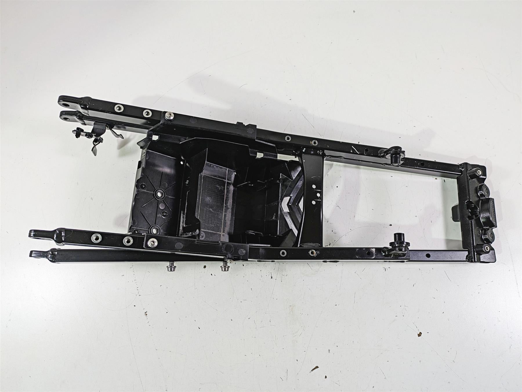 2017 BMW S1000R K47 Straight Subframe & Inner Fender 46518550381 8526754 {{ shop.shopifyCountryName }} - Mototech271