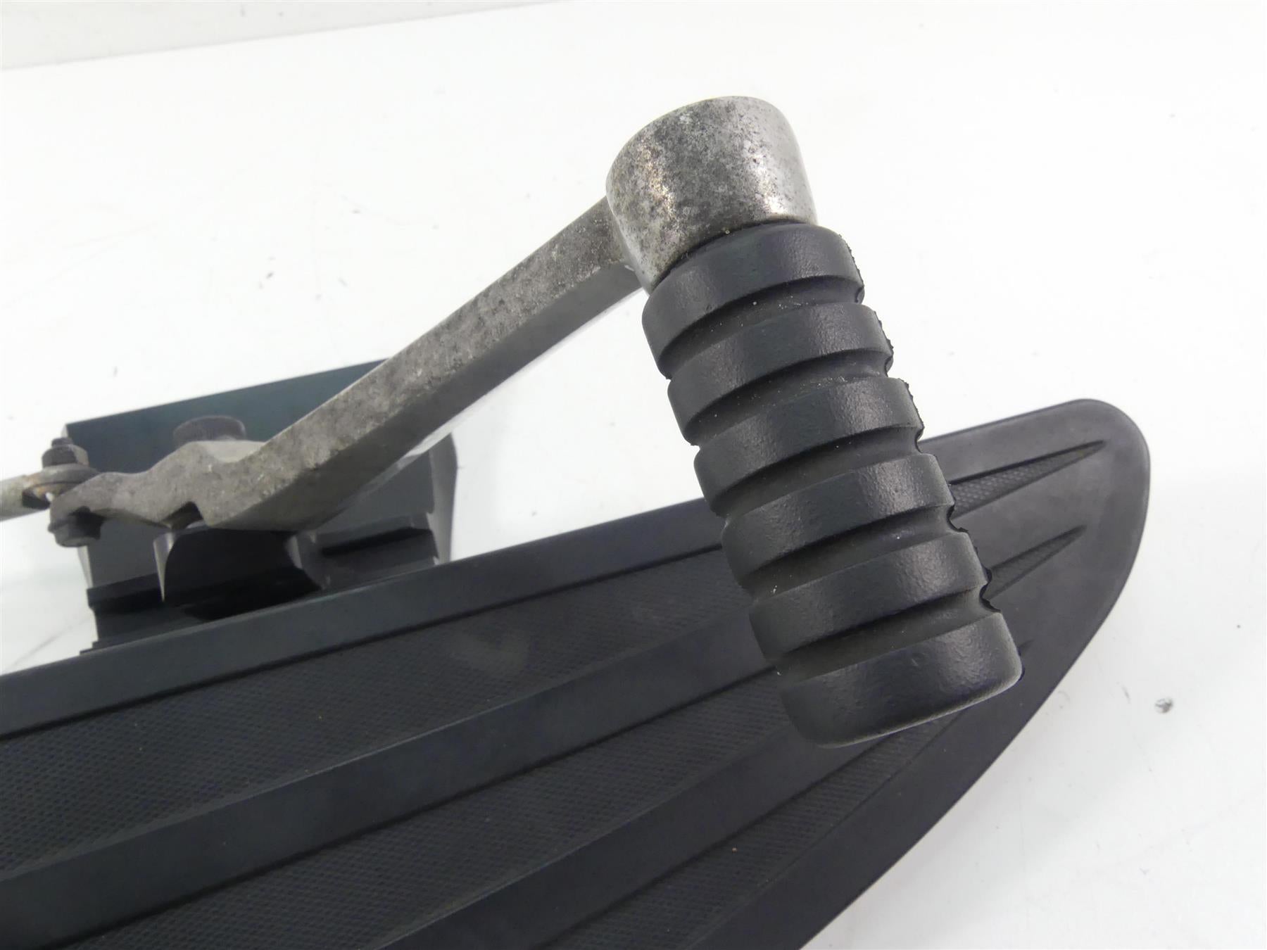 2013 Victory Cross Country Front Left Floorboard & Shifter 5135045 5137197 {{ shop.shopifyCountryName }} - Mototech271