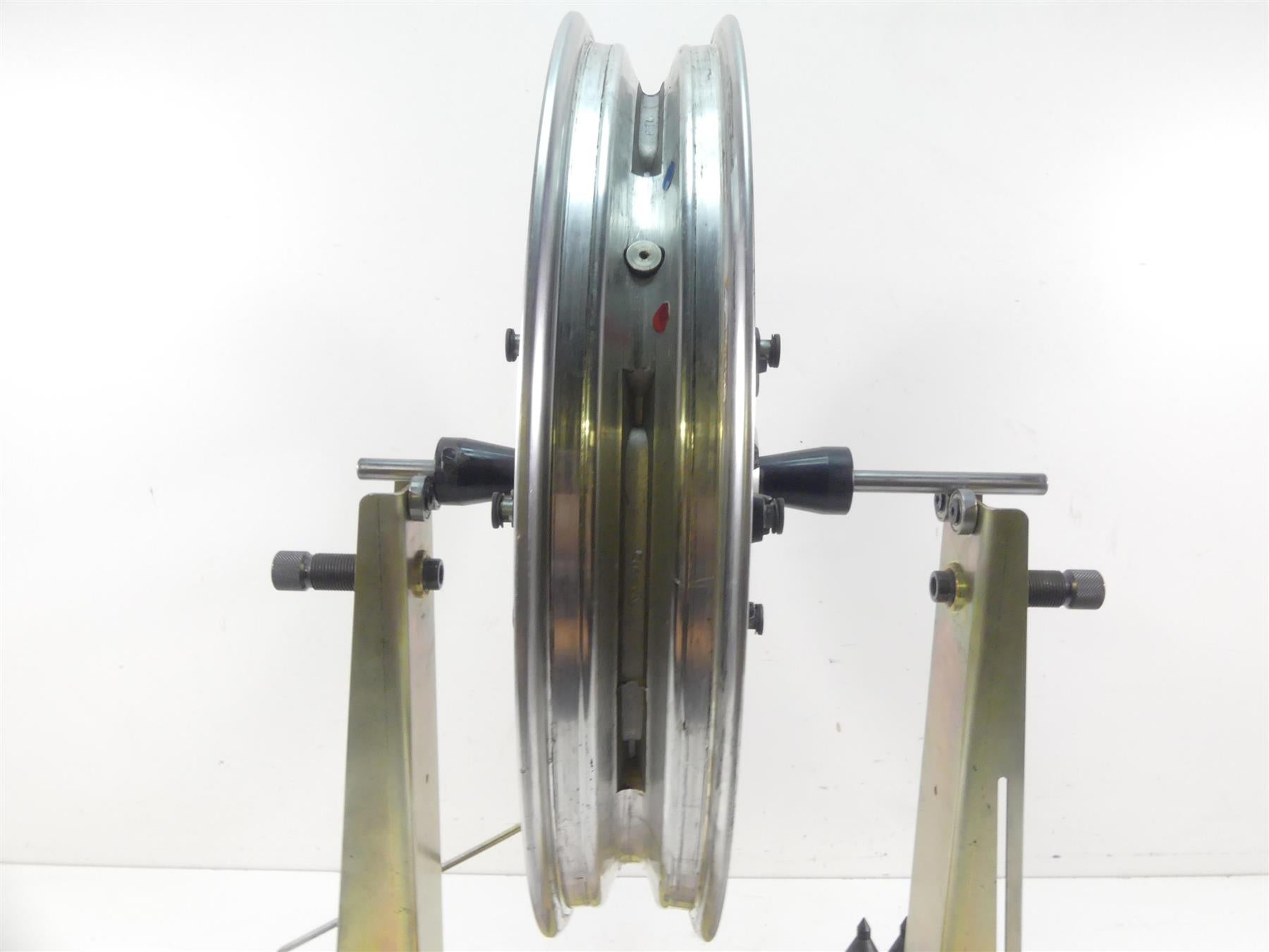 2015 Harley FXDL Dyna Low Rider Straight 19x2.5 Front Wheel Rim 43300280 {{ shop.shopifyCountryName }} - Mototech271