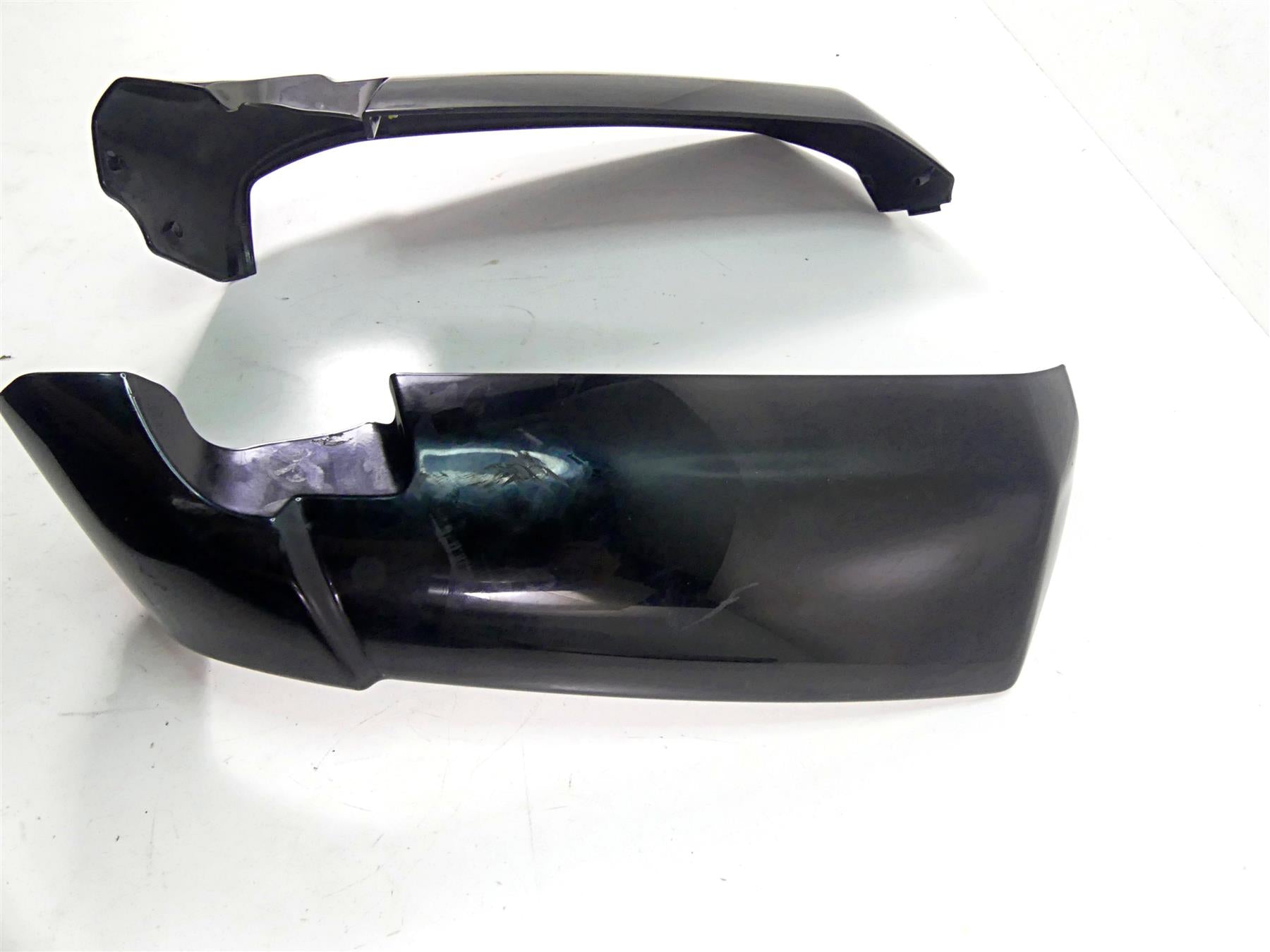 2015 Harley VRSCF Muscle V-Rod Radiator Side Cover Fairing Set 26836-09 26837-09 {{ shop.shopifyCountryName }} - Mototech271