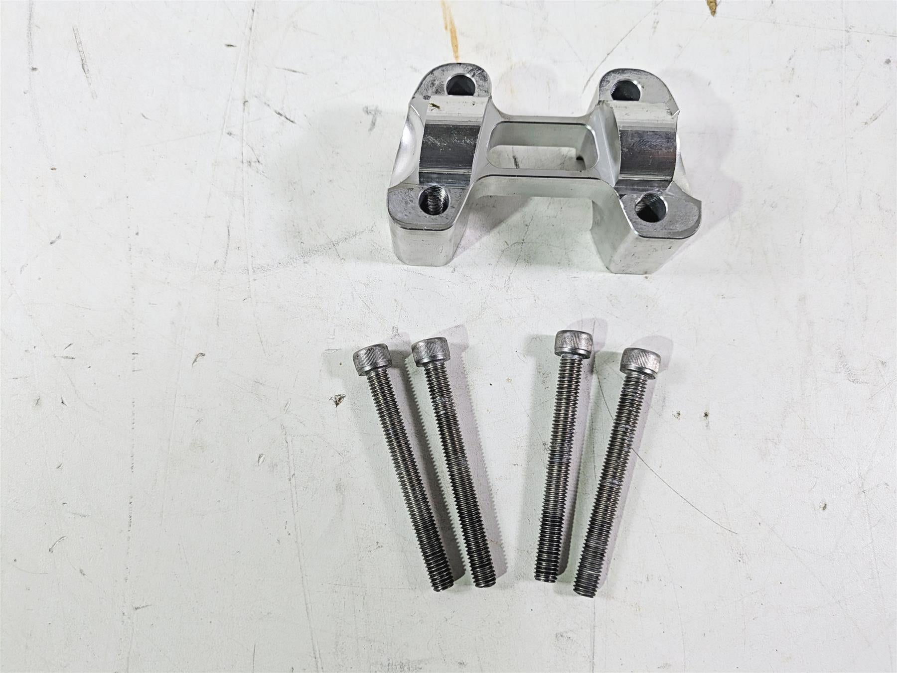 2009 Ducati Monster 1100 S 1.5" Aluminum Handlebar Rise Extension Kit {{ shop.shopifyCountryName }} - Mototech271
