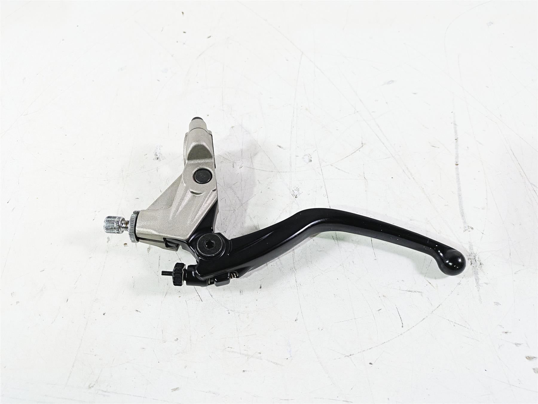 2020 Triumph Daytona 765 Moto2 Clutch Perch & Lever T2043061 {{ shop.shopifyCountryName }} - Mototech271