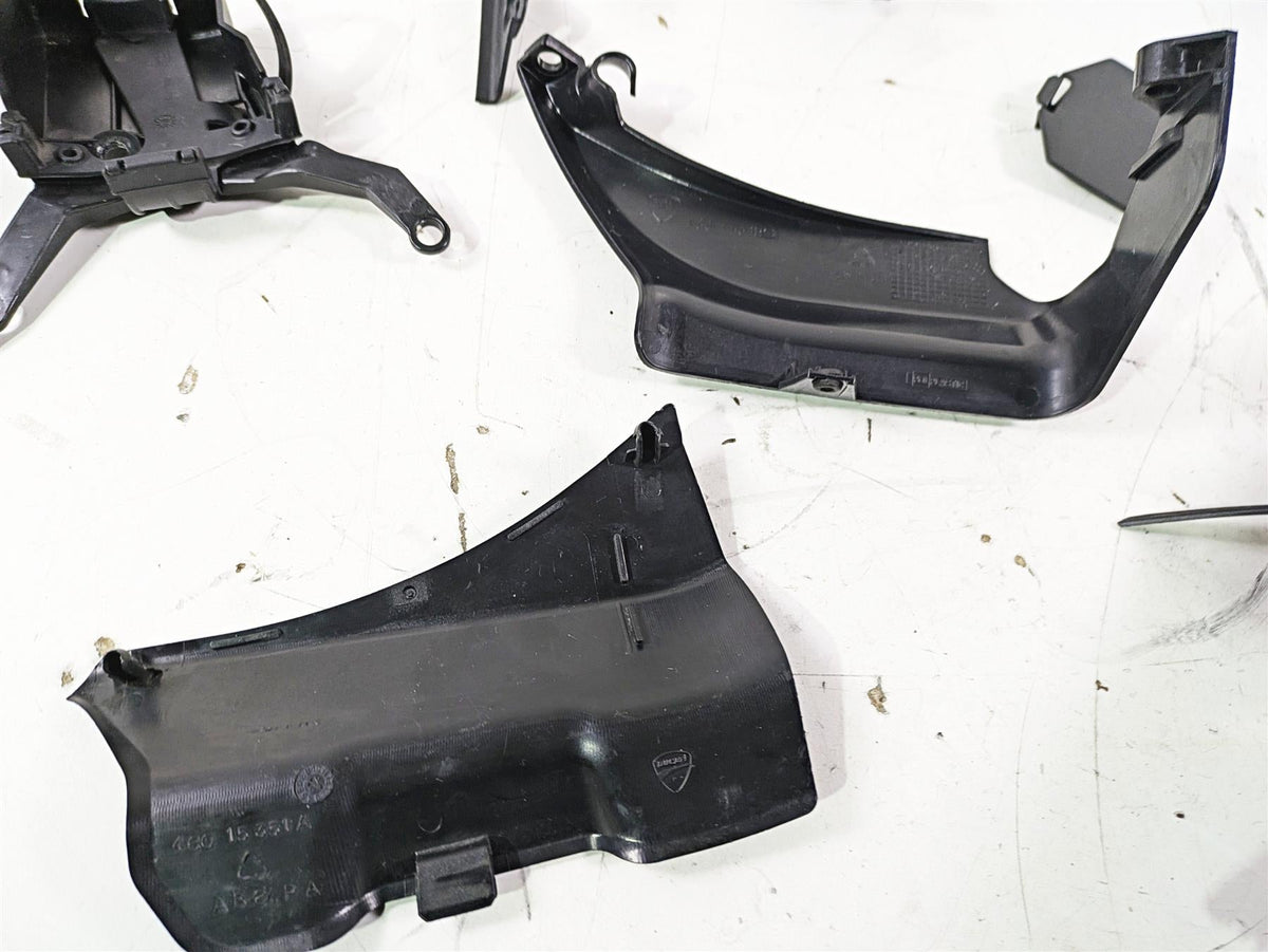 2015 Ducati Panigale 1299 S Black Molded Infill Cover Fairings Set 8291B801A {{ shop.shopifyCountryName }} - Mototech271