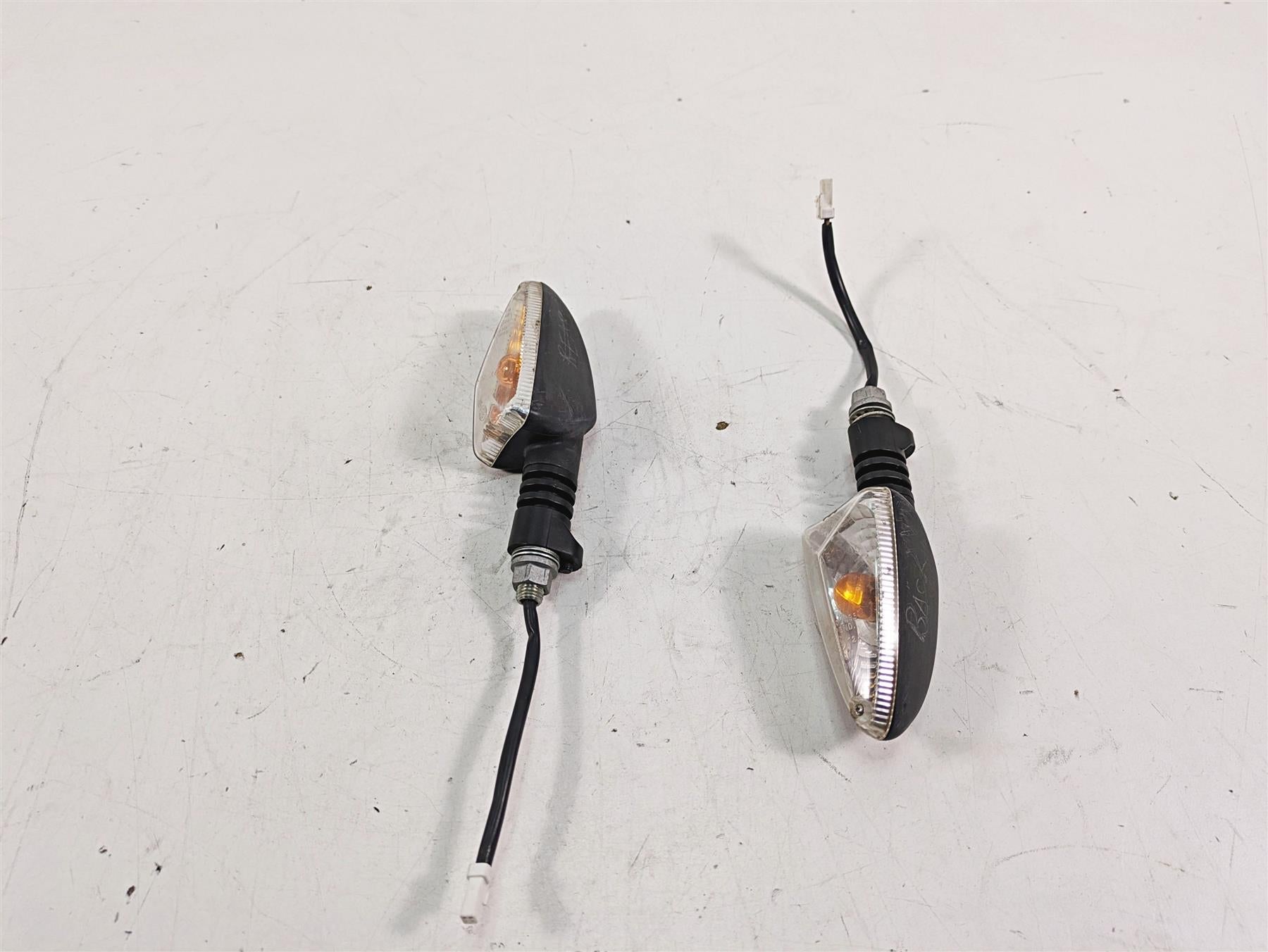 2020 KTM 1290 Super Adventure R Rear Blinker Turn Signal Set 78114026000 {{ shop.shopifyCountryName }} - Mototech271