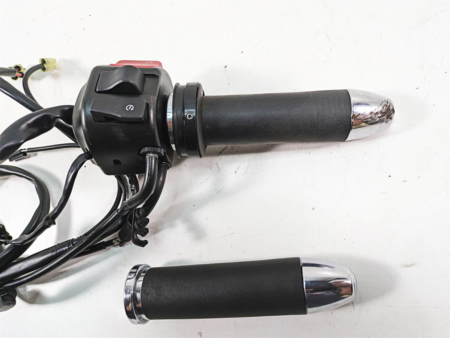 2009 Yamaha XV1900 Raider Right Hand Control Switch -Read 5C7-83973-20-00 {{ shop.shopifyCountryName }} - Mototech271