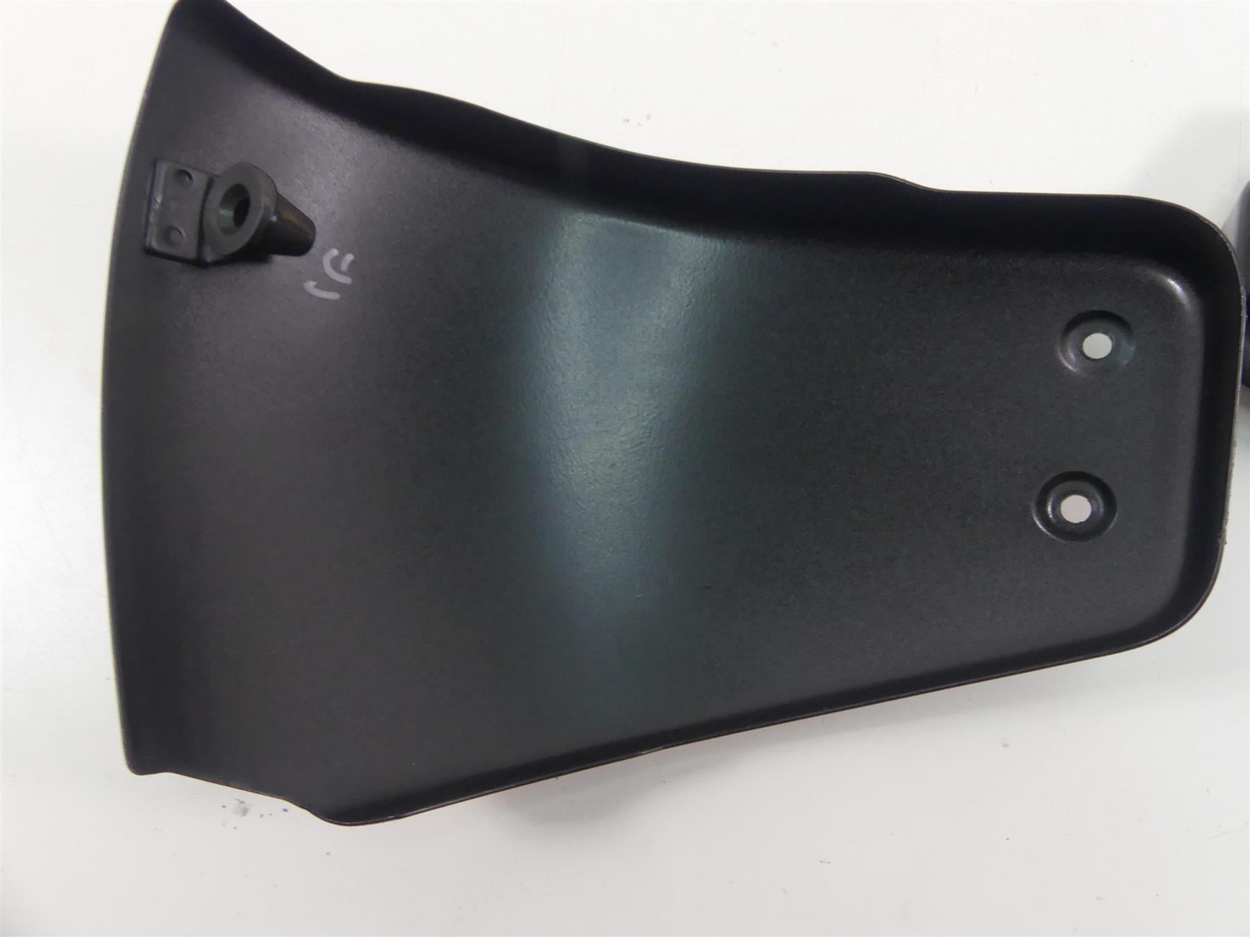 2022 Harley Softail FXBBS Street Bob Side Cover Fairing Cowl Set 61300763 {{ shop.shopifyCountryName }} - Mototech271