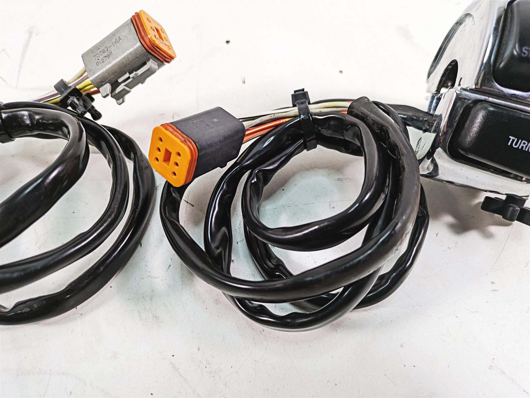 1999 Harley Dyna FXDL Low Rider Right Left Chrome Hand Control Switch 71684-06A {{ shop.shopifyCountryName }} - Mototech271