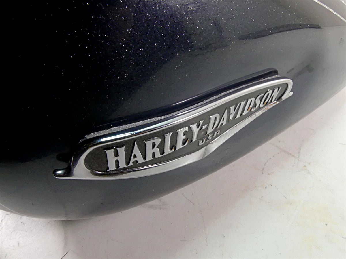 2007 Harley Touring FLHRC Road King Fuel Gas Petrol Tank - Read 61268-03 {{ shop.shopifyCountryName }} - Mototech271