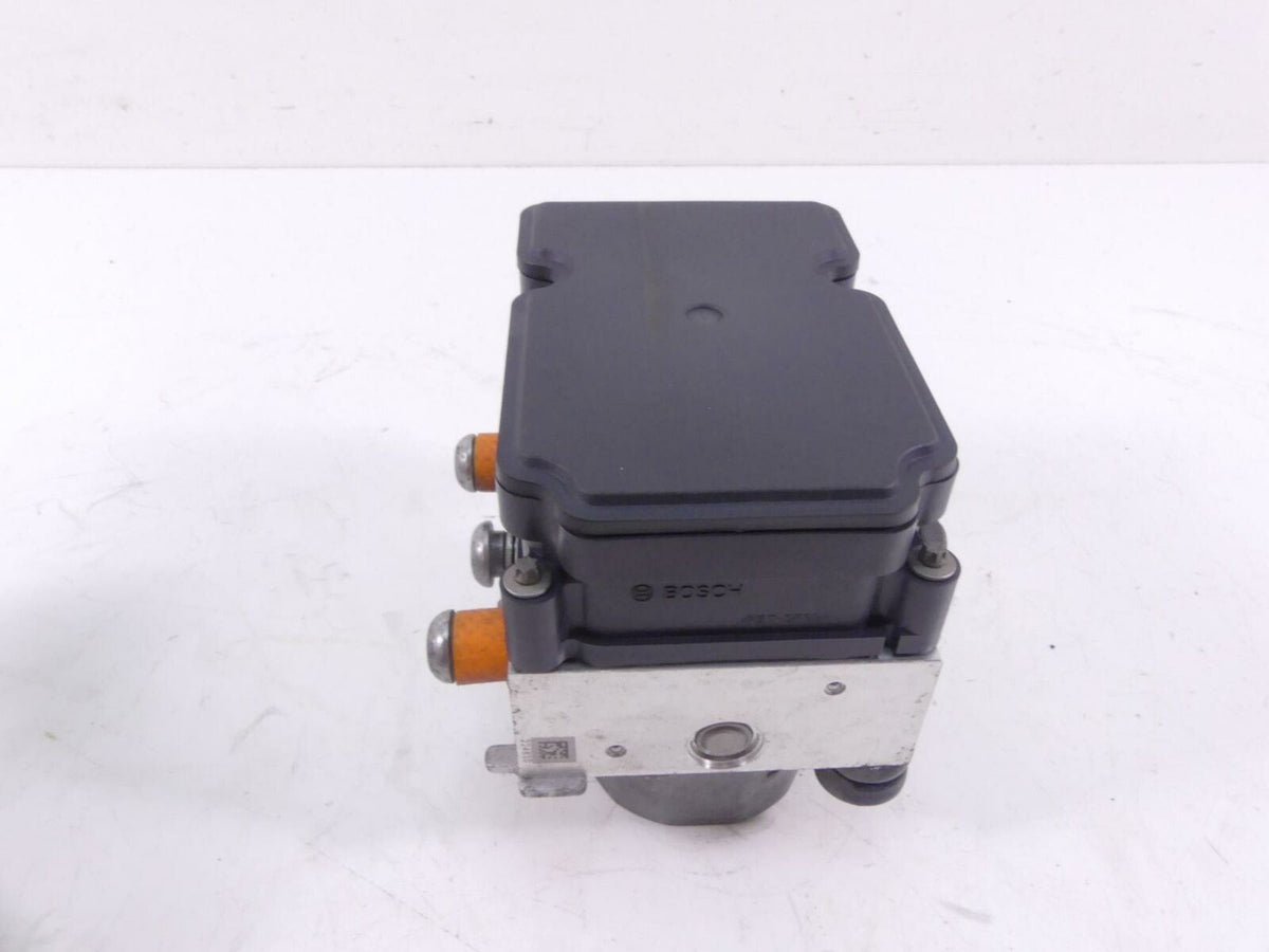 2012 BMW S1000RR K46 Bosch Abs Brake System Pump Module 8528646 34518526896 {{ shop.shopifyCountryName }} - Mototech271