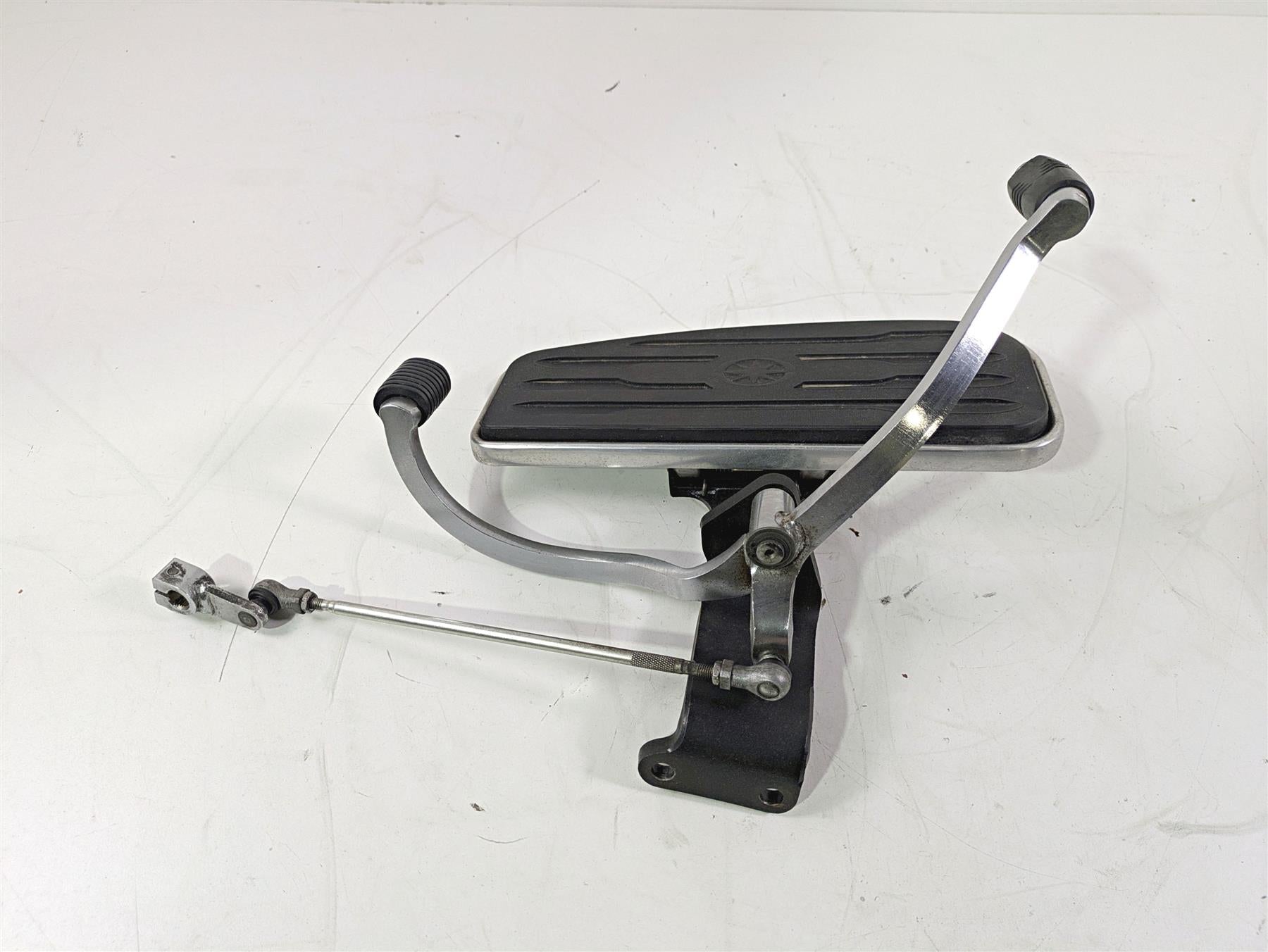 2008 Yamaha XVS1300 V-Star Tourer Left Floorboard Shifter Set 3D8-27410-00-00 {{ shop.shopifyCountryName }} - Mototech271