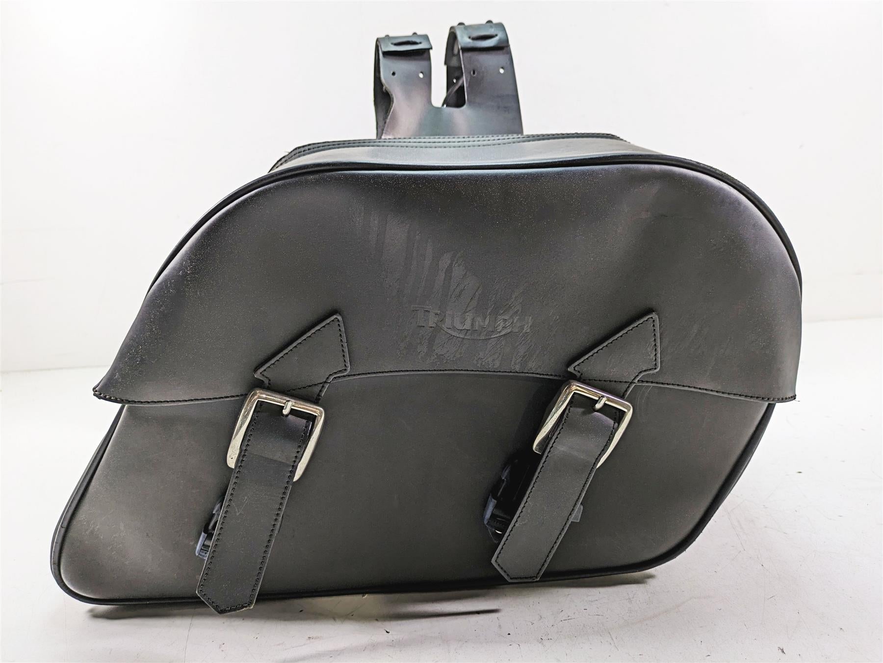 2011 Triumph America Large Saddlebag Saddle Bags Set A9520019 {{ shop.shopifyCountryName }} - Mototech271