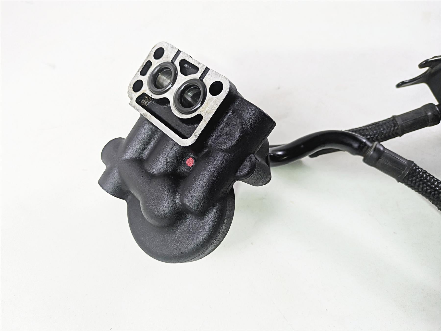 2017 Indian Chieftain Limited Oil Cooler & Lines & Flange 1240964 {{ shop.shopifyCountryName }} - Mototech271
