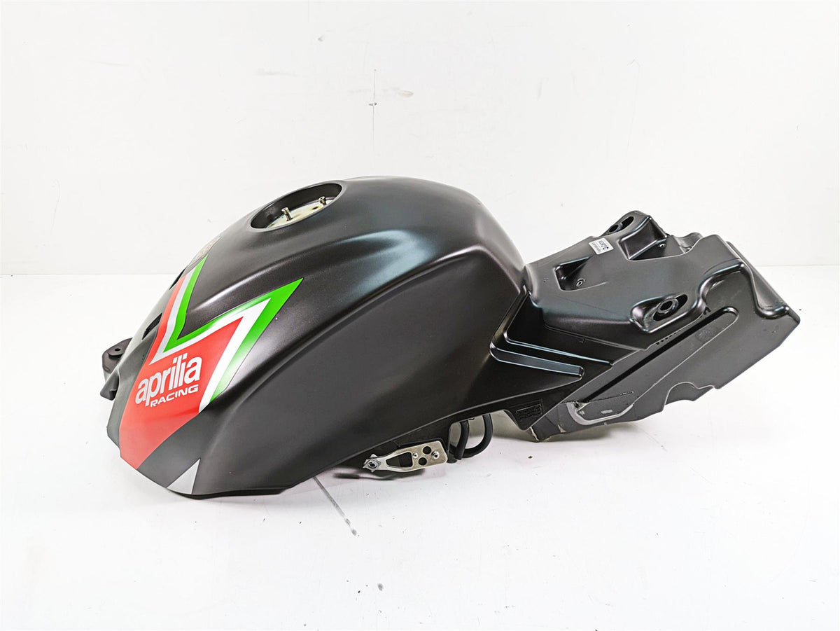 2020 Aprilia Tuono V4 Factory Fuel Gas Petrol Tank - Scratches 2H003689000XHG {{ shop.shopifyCountryName }} - Mototech271