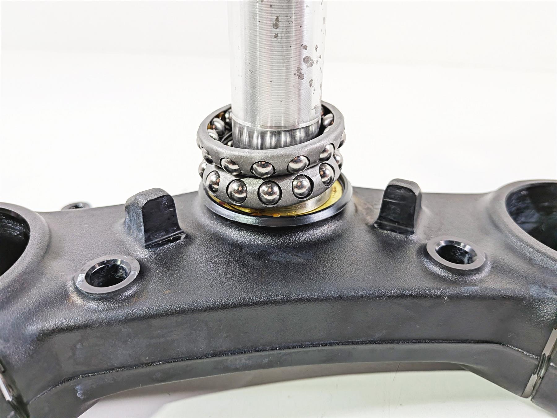2022 KTM Duke 890 R Upper Lower Triple Tree Set 6360103203230S 2022 KTM Duke 890 R Upper Lower Triple Tree Set 6360103203230S