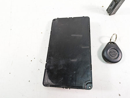 2015 Harley FXDL Dyna Low Rider Bcm Security X-Axis Module & Fob Key 69994-12B {{ shop.shopifyCountryName }} - Mototech271