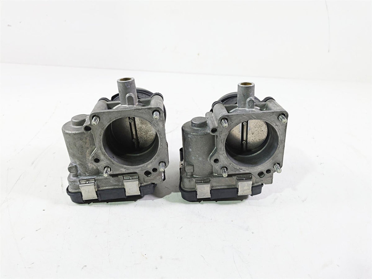 2018 Ducati Hypermotard 939 SP Throttle Fuel Injection Body Set 28240904A {{ shop.shopifyCountryName }} - Mototech271