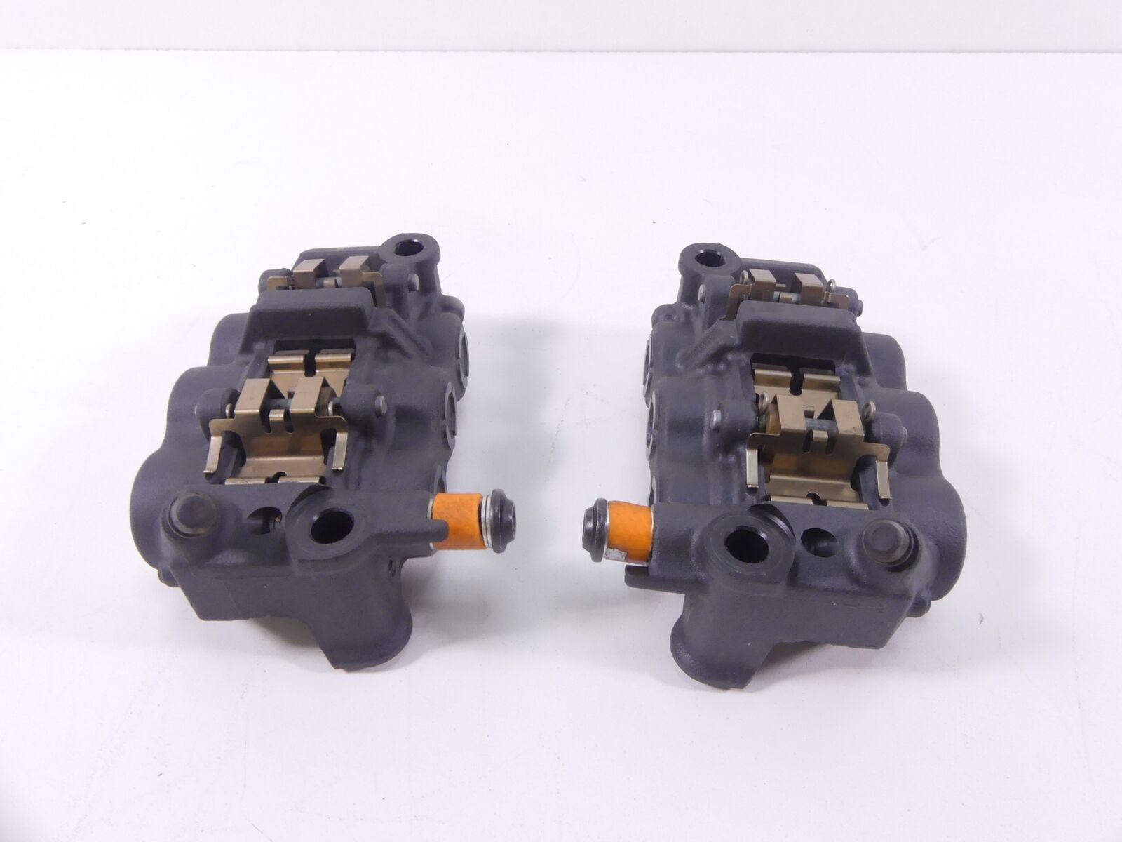 2019 Yamaha VMX17 V-Max 1700 Front Left Right Brake Caliper Set 4C8-2580T-10-00 {{ shop.shopifyCountryName }} - Mototech271