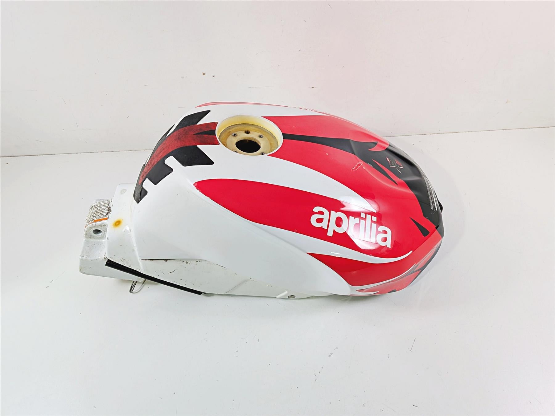 2008 Aprilia RSVR 1000 Factory Fuel Gas Petrol Tank 106207 {{ shop.shopifyCountryName }} - Mototech271