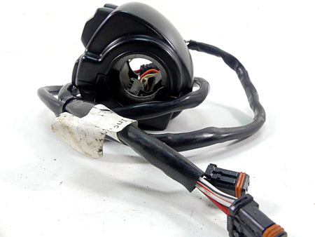 2016 Harley Softail FLS Slim Right Hand Start Stop Control Switch 71500297 {{ shop.shopifyCountryName }} - Mototech271