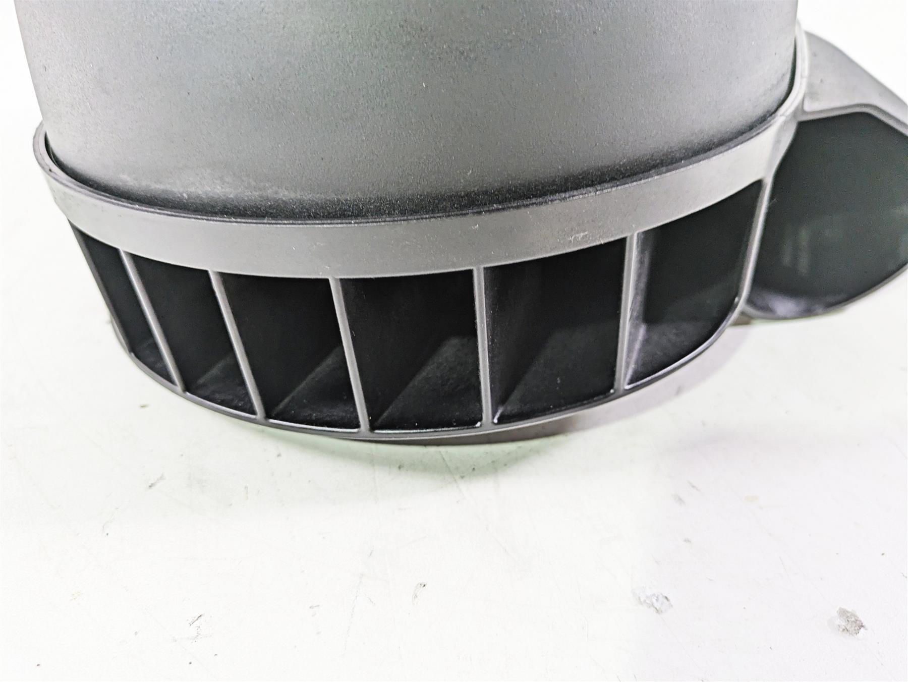 2018 Indian Chieftain Limited Air Box Cleaner Breather Filter 5452952 {{ shop.shopifyCountryName }} - Mototech271