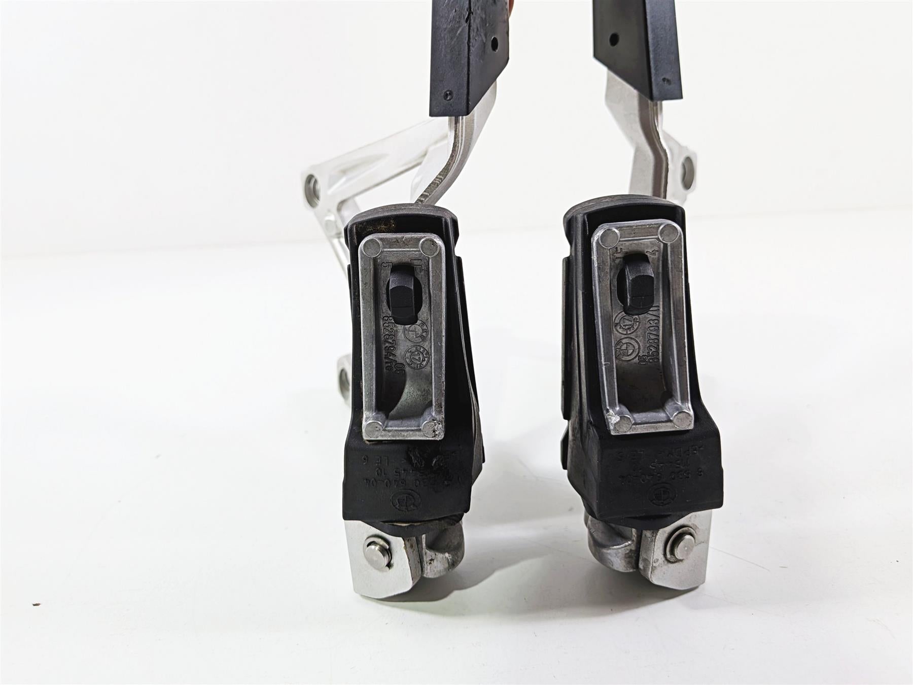 2019 BMW R1250GS K50 Rear Passenger Foot Peg Rest Set -Read 46718556264 46718556265 {{ shop.shopifyCountryName }} - Mototech271